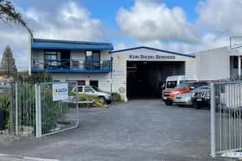 Exceptional Exposure, Rare Chance in Waipapa