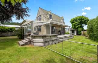 19 Irwin Place, Kinloch