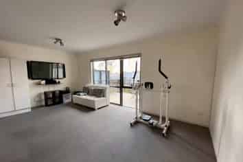 223/172 McLeod Road, Te Atatu South