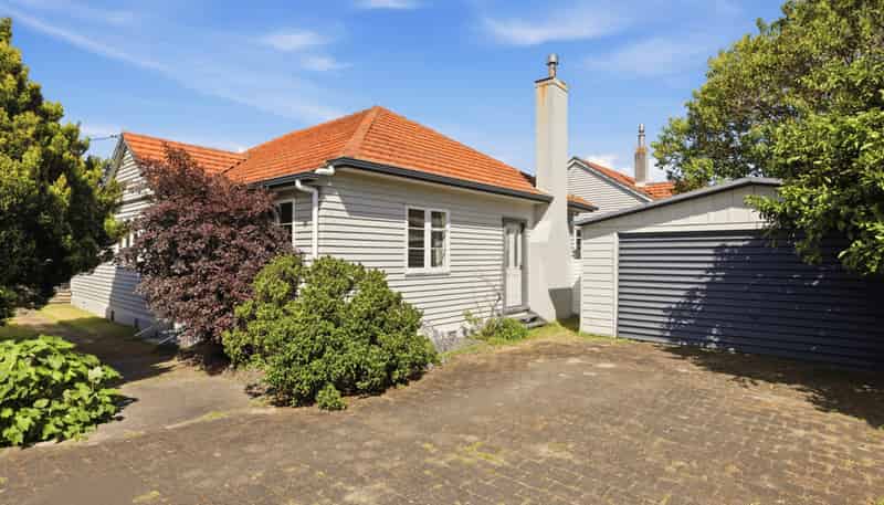 1 Howell Place, Tauranga South