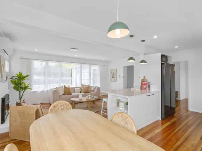 81 Bartholomew Road, Levin