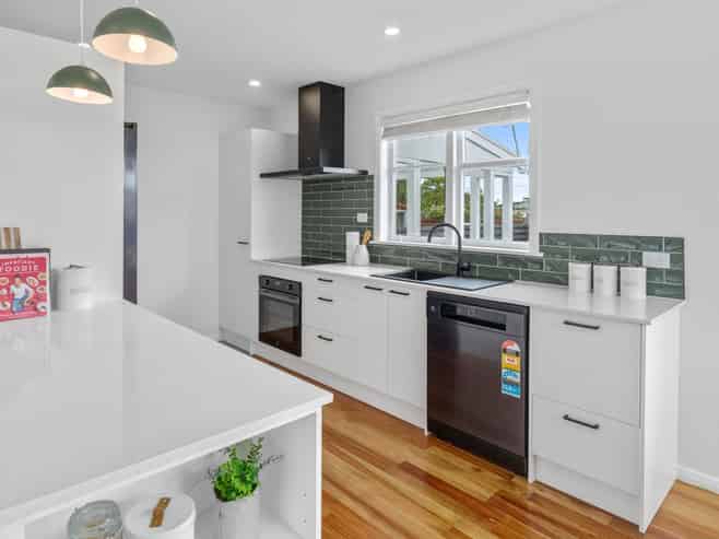 81 Bartholomew Road, Levin