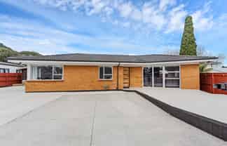 52 Henwood Road, Mangere East