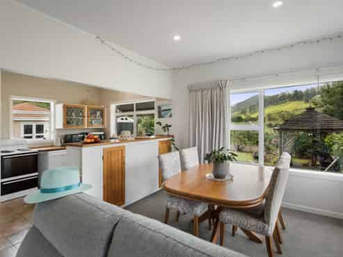 141 Neavesville Road, Puriri