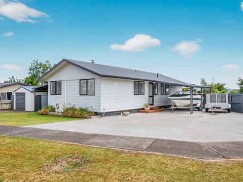 60 Grace Crescent, Richmond Heights