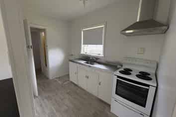 2/92 Parkers Road, Tahunanui