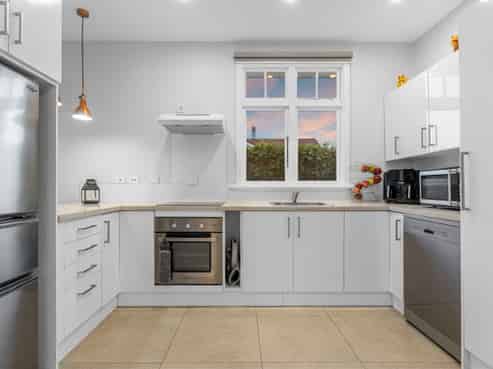 28 Archer Street, Saint Albans