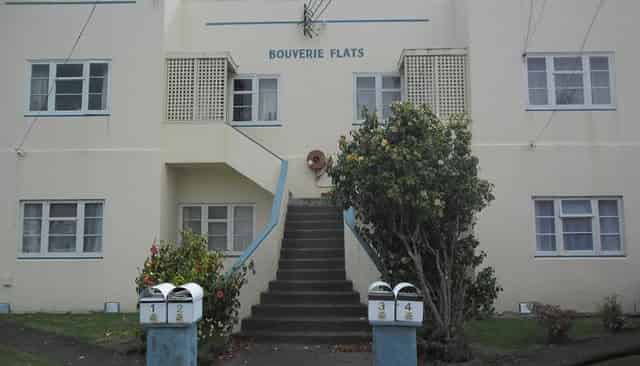 1/137-139 Cuba Street, Petone