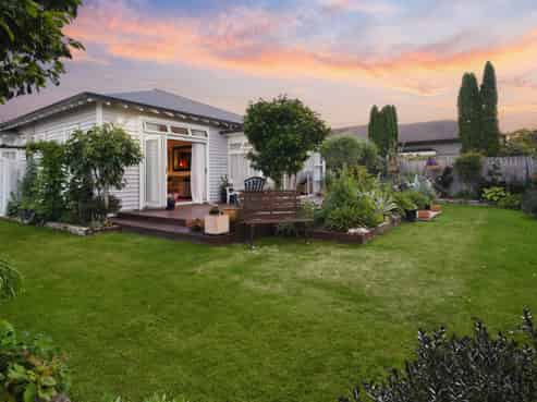 127 Weston Road, Saint Albans