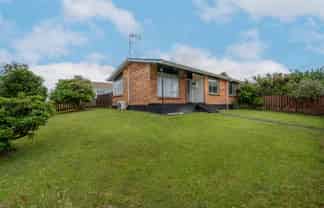 8 Emerald Place, Chartwell