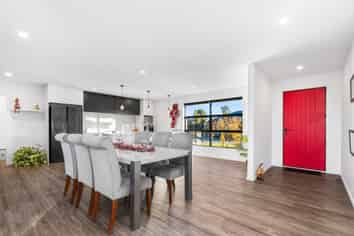 12 Ranby Place, Woodend