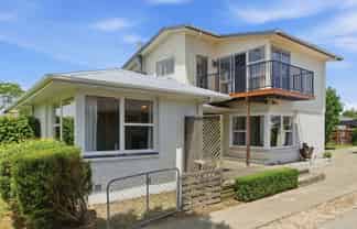 15 Wychwood Crescent, BISHOPDALE