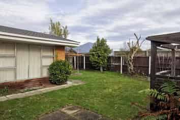 157 Avonhead Road, Avonhead