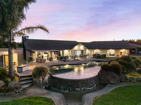 126a Blackbridge Road, Karaka