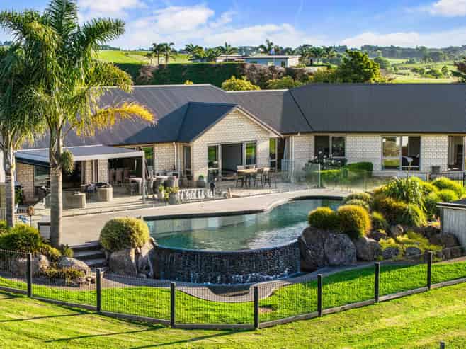 126a Blackbridge Road, Karaka