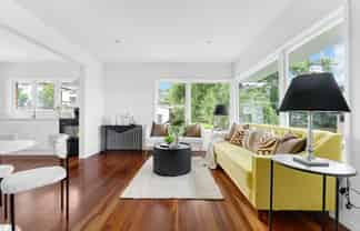 2/180 Archers Road, Glenfield