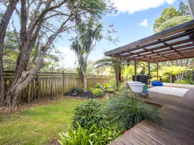 186 Candia Road, Henderson Valley