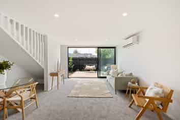 1/153 Springfield Road, Saint Albans