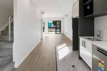 4/86-90 Elliot Street, Pahurehure