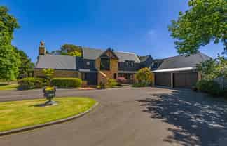 323 Reid Line East, Colyton