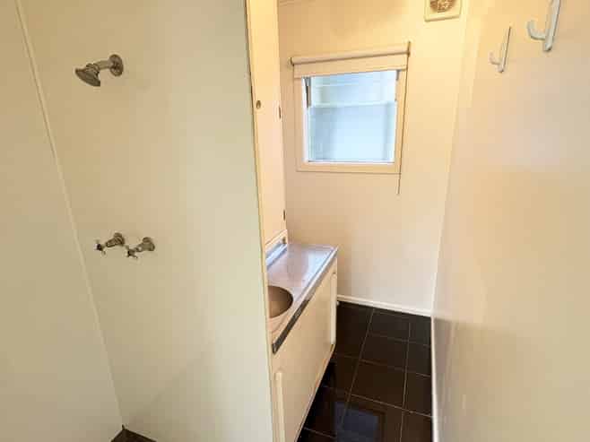 8/67 St Vincent Ave, Remuera