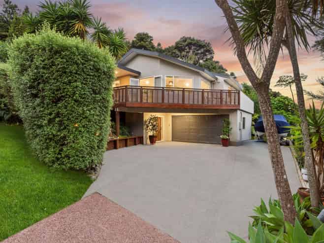 9 Helen Ryburn Place, Torbay