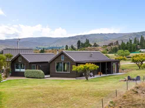 112 Hall Road, Bannockburn