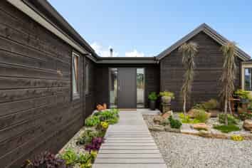 112 Hall Road, Cromwell