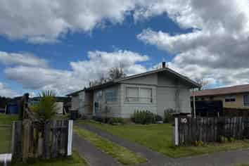 110 Pine Drive, Murupara