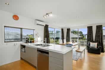 11 Otonga Heights, Maungaraki