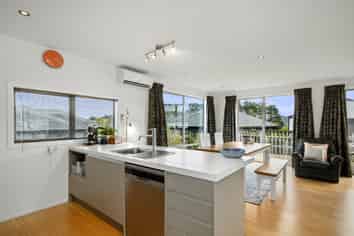 11 Otonga Heights, Maungaraki