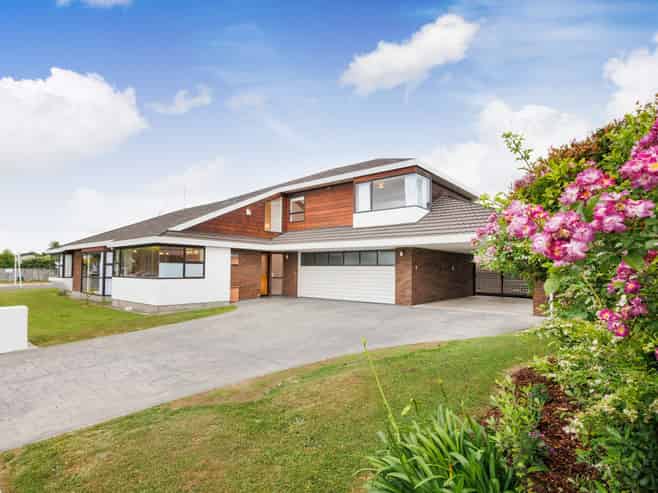 1 Airport Drive, Milson