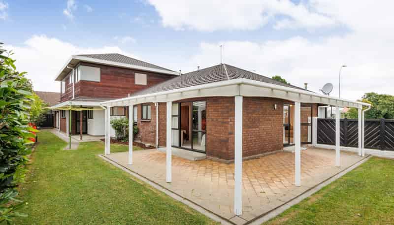 1 Airport Drive, Milson