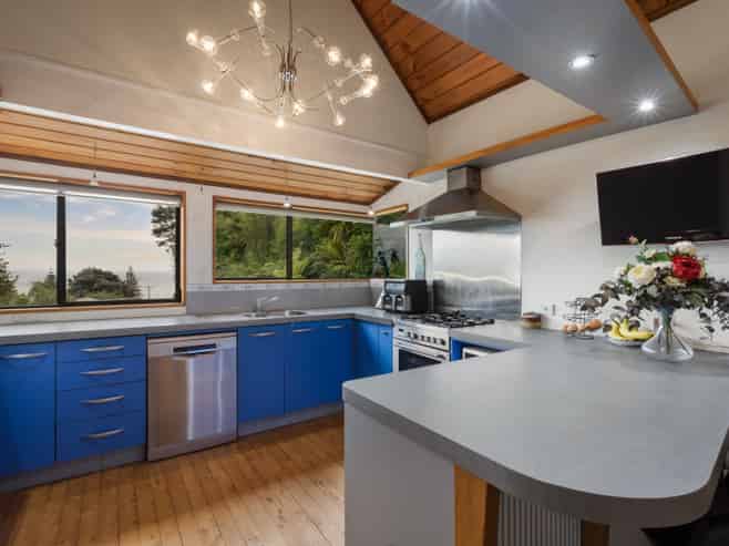 6 Arthur Road, Thornton Bay