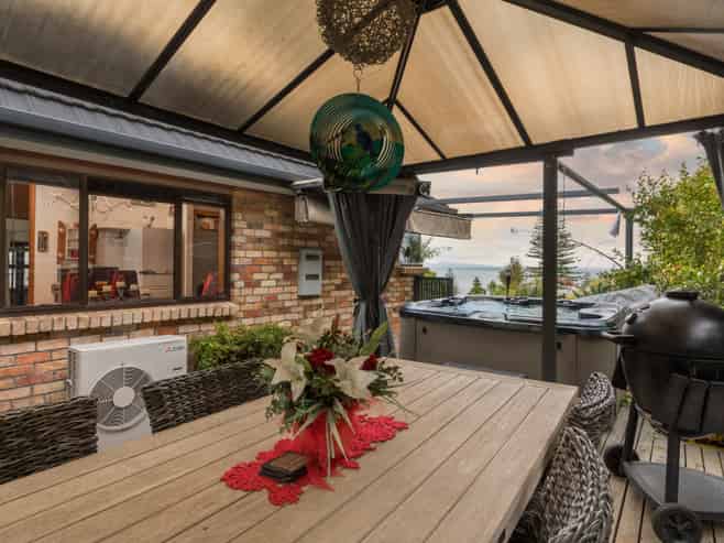 6 Arthur Road, Thornton Bay