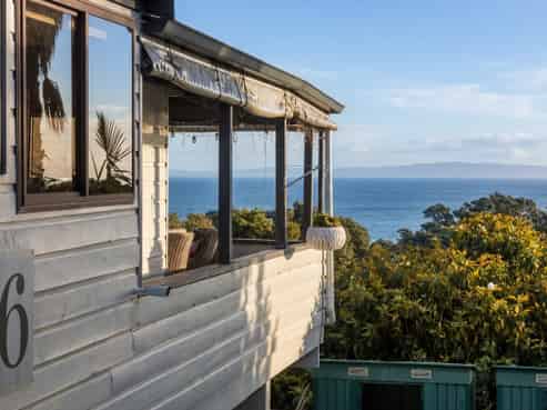 6 Arthur Road, Thornton Bay