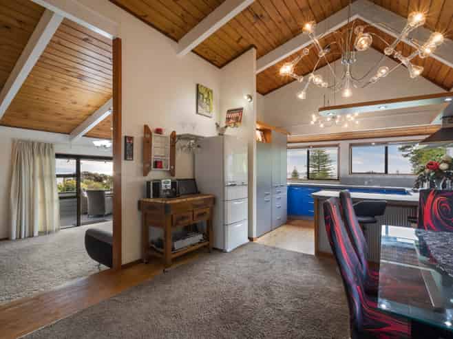 6 Arthur Road, Thornton Bay