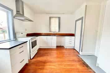 33 White Street, Taradale