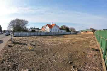 11 Herbert Street, Gladstone