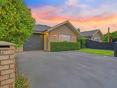 94 Briggs Road, Shirley