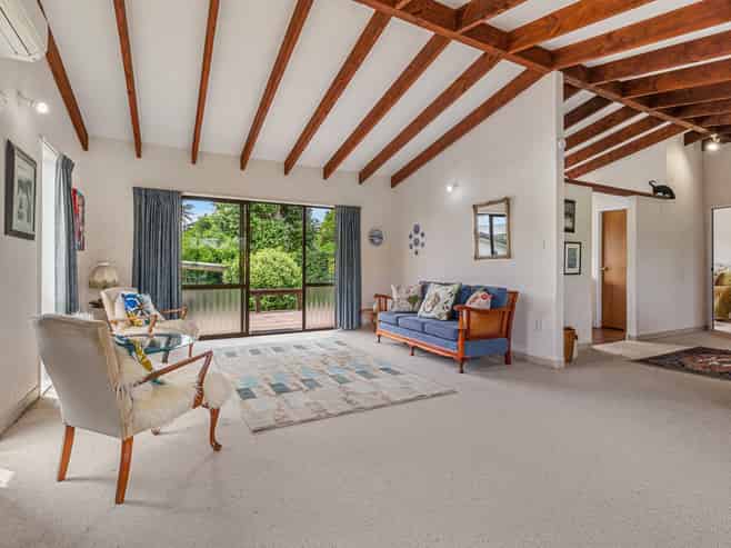 11 Stuart Street, Levin