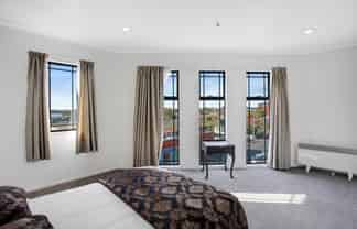 4/77 St George Street, Papatoetoe