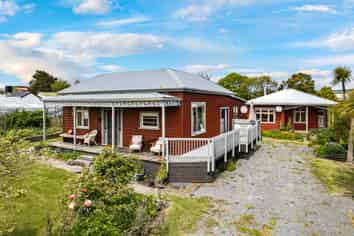 24 and 24A Main Road, Owaka