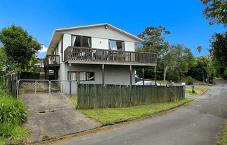 1/231 Don Buck Road, Massey