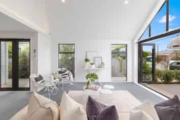 392 Cashel Street, Linwood