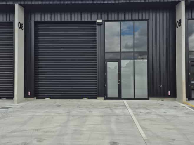 MODERN BUILD, RIVERLEA READY