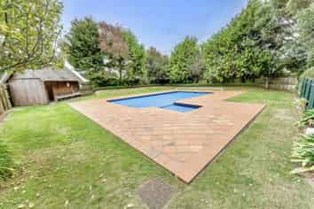 962 State Highway 1, Manakau