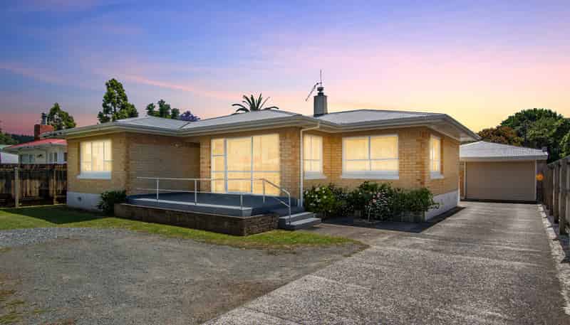 60 Western Hills Drive, Kensington