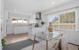 60 Western Hills Drive, Kensington