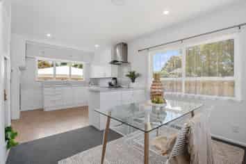 60 Western Hills Drive, Kensington